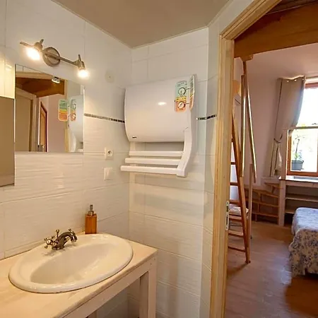 Les D'hotes De Laurette Bed & Breakfast